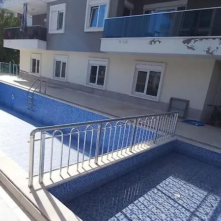 стильная квартира 2+1 в районе тосмур Apartamento Alanya